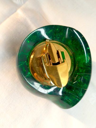 Accendini: Briquet de table Vintage, années 60 – Usato da Ponts-de-Martel venduto da Henri-Louis 5