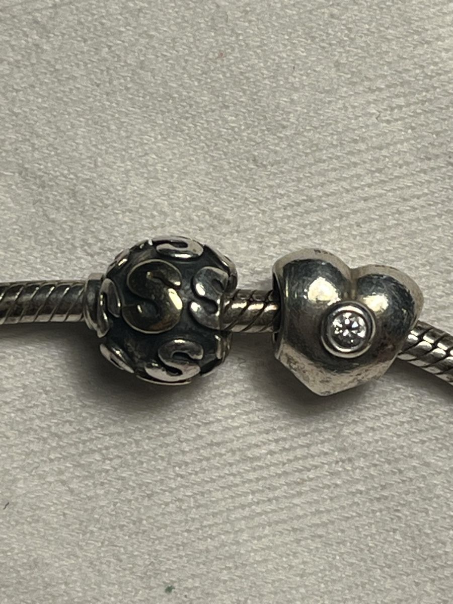 Pandora Armbänder & -reifen: Pandora Armband mit sechs Charms – Gebraucht aus Neuenhof von Ivita 1