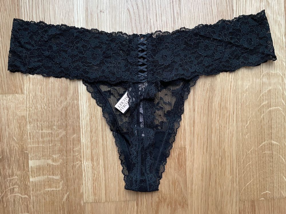 Victoria s Secret Lace Up Thong M NEW (Neu und originalverpackt) in