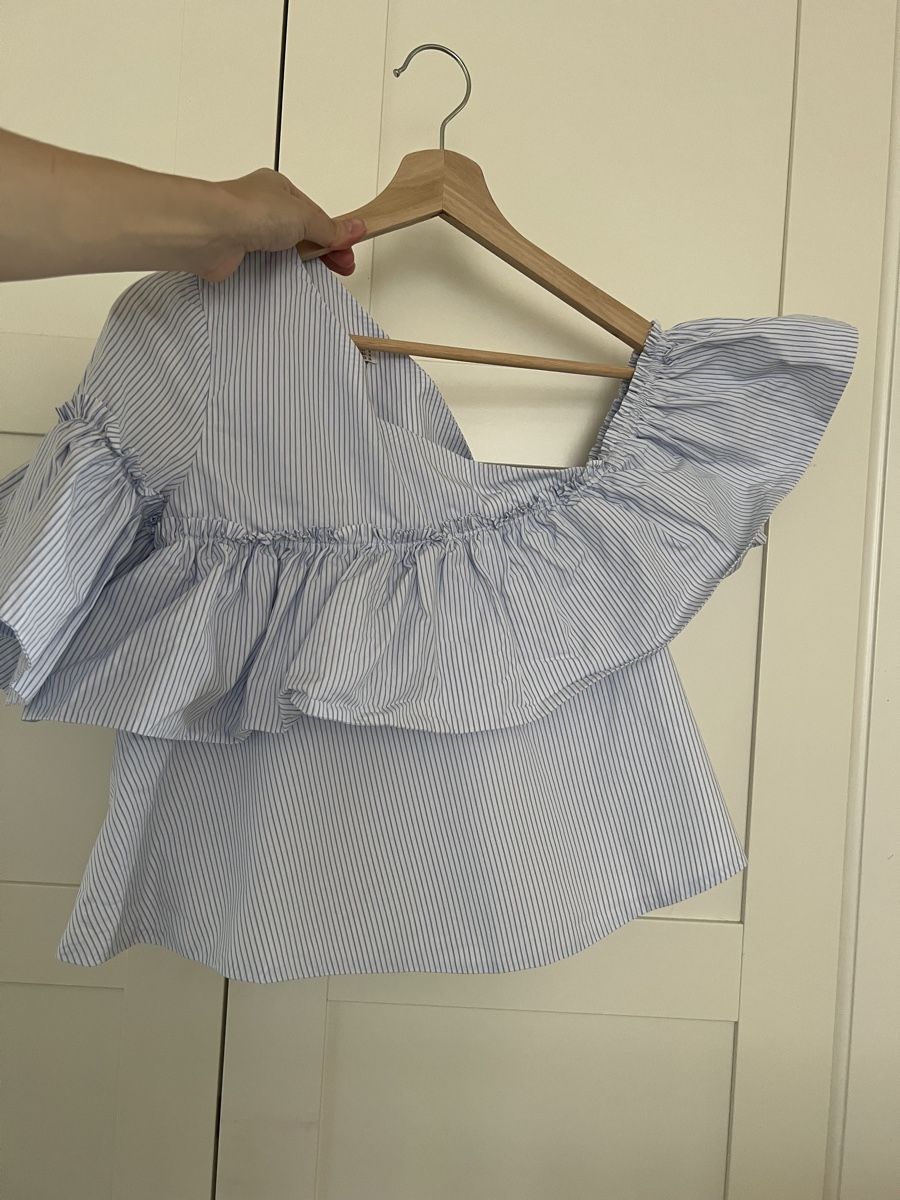Zara Top: Blouse rayée bleue et blanche, taille M – Nuovo (secondo la descrizione) da Ropraz venduto da Angy.ruiz