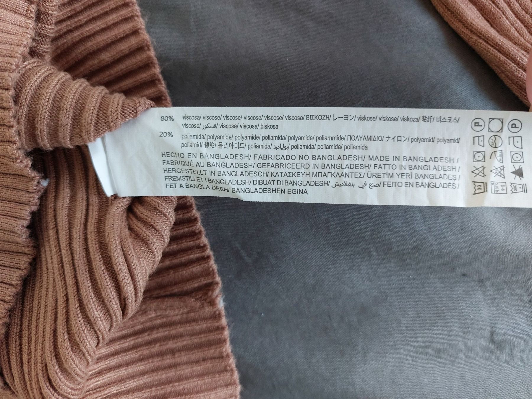 Bershka Maglioni & Felpe: Pull à col roulé beige Bershka XS - S – Usato da Lausanne venduto da claire1401 4