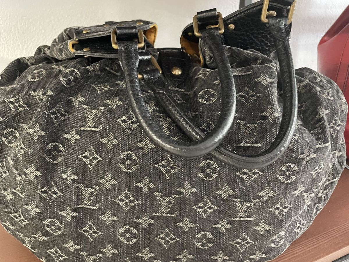 Louis Vuitton Borse da donna: Louis Vuitton Mahina- Denim Alcantara – Nuovo (secondo la descrizione) da Nidau venduto da May-be 2