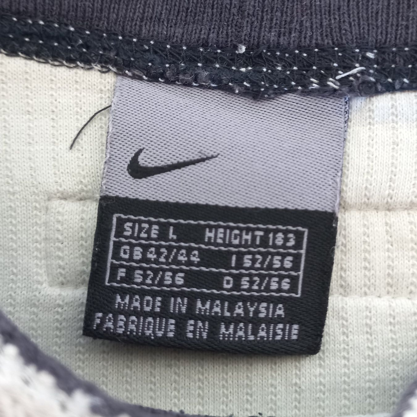 Nike Maglioni & Felpe: Vintage Nike Sweat (M) – Usato da Chamoson venduto da Sapoloshop 4