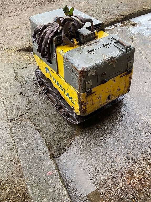 Bomag Alle Maschinen: Bomag Vibroplatte 800kg – Gebraucht aus Bazenheid von MF274 1