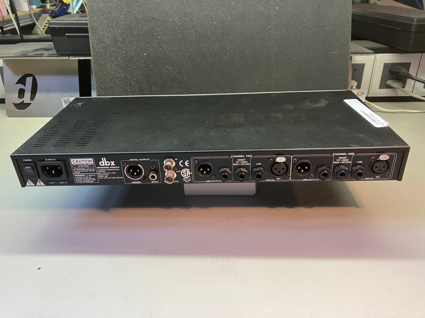 Dbx Studioequipment: DBX 386 – Gebraucht aus Bussigny von  1
