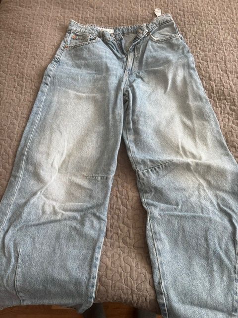 Zara Pantaloni: Hose Zara Grösse 36 – Usato da Zürich venduto da borbos 1