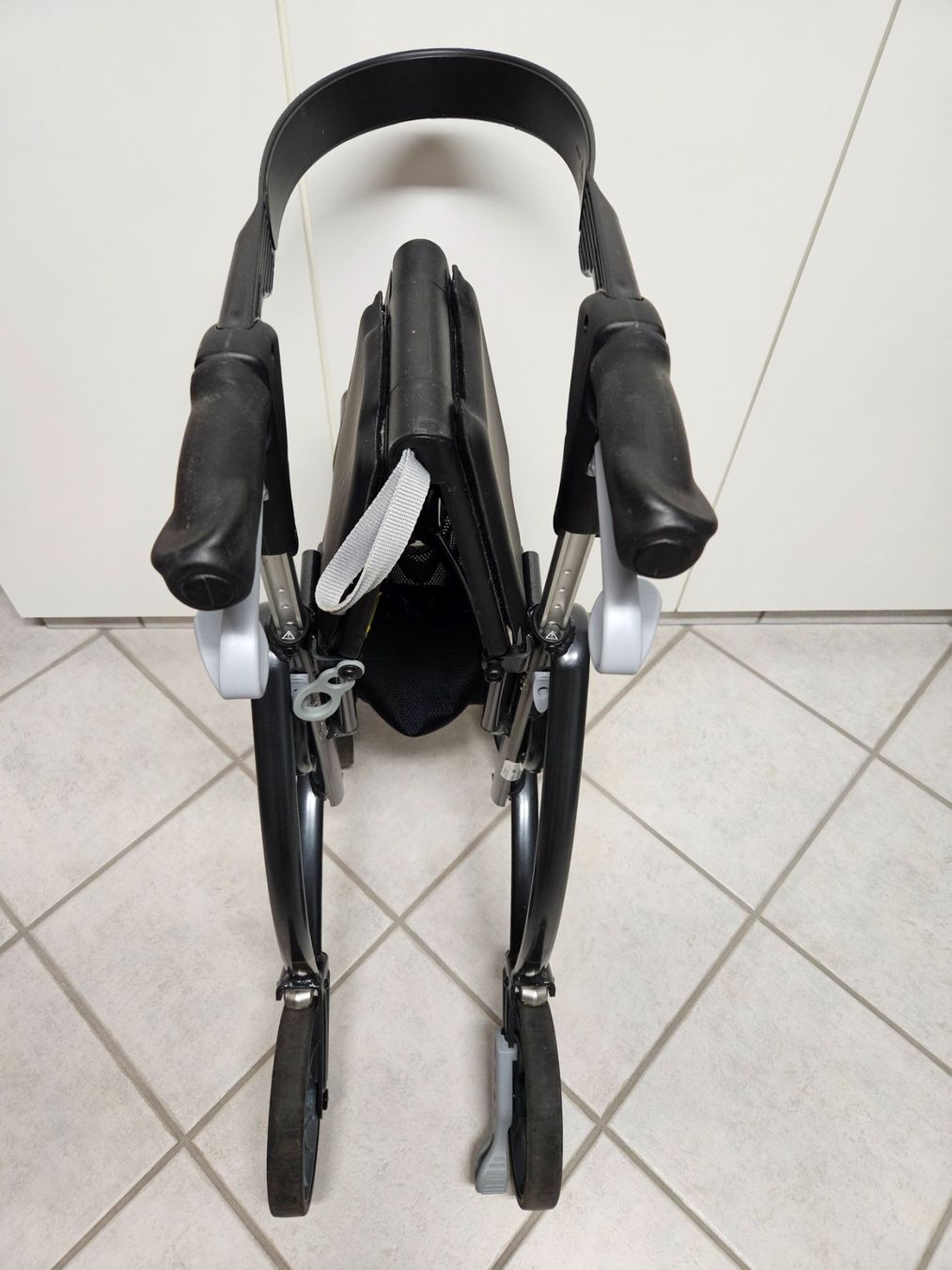 Gehhilfen: Déambulateur / Rollator "Dolomite" – Neu (gemäss Beschreibung) aus Courroux von grey1952 2