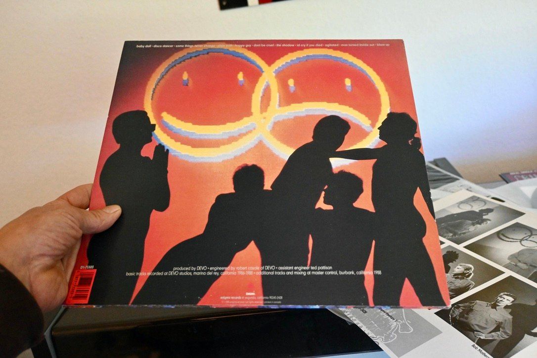 Vinyles: Total DEVO m/insert & org innersleeve US  VG+ /MINT- gut – D'occasion à Pfaffhausen par mono_rec 6