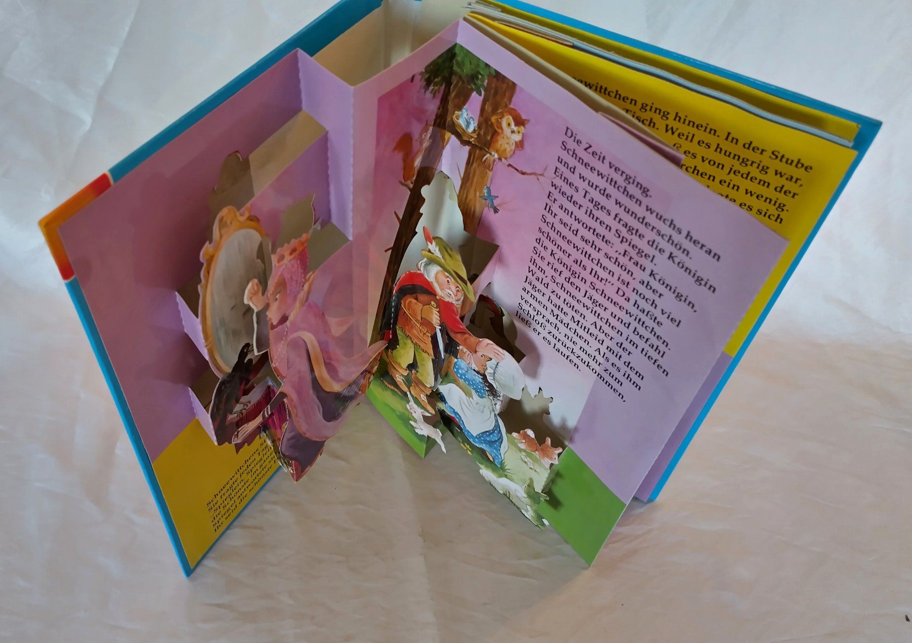 Libri: Pop-Up Buch - Schneewittchen  / Märchen Panorama Buch – Usato da Bellach venduto da JingleJerry 2