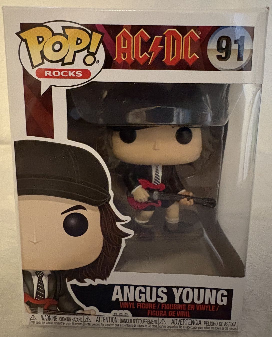 Funko Statuette: Funko Pop Rocks - AC/DC - 91 - Angus Young – Nuovo e nell'imballaggio originale da Meisterschwanden venduto da McSchein