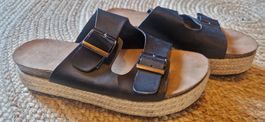 Schwarze Sommersandalen Gr. 40 Plateau Bast