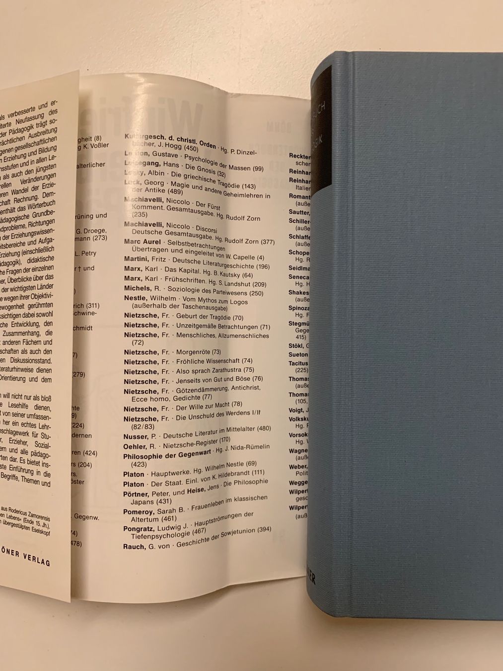 Bücher: Winfried Böhm - Wörterbuch der Pädagogik, 1994 – Gebraucht aus Zürich von Leonieonie. 4