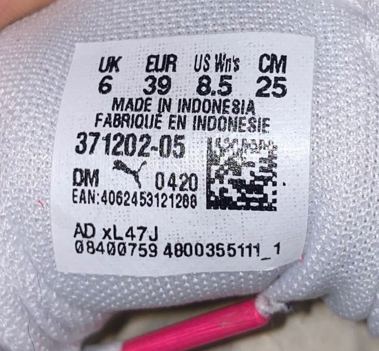 Puma Damenschuhe: SALE HEUTE Puma Sneaker Gr.39 – Gebraucht aus Herisau von Seyashop1 5