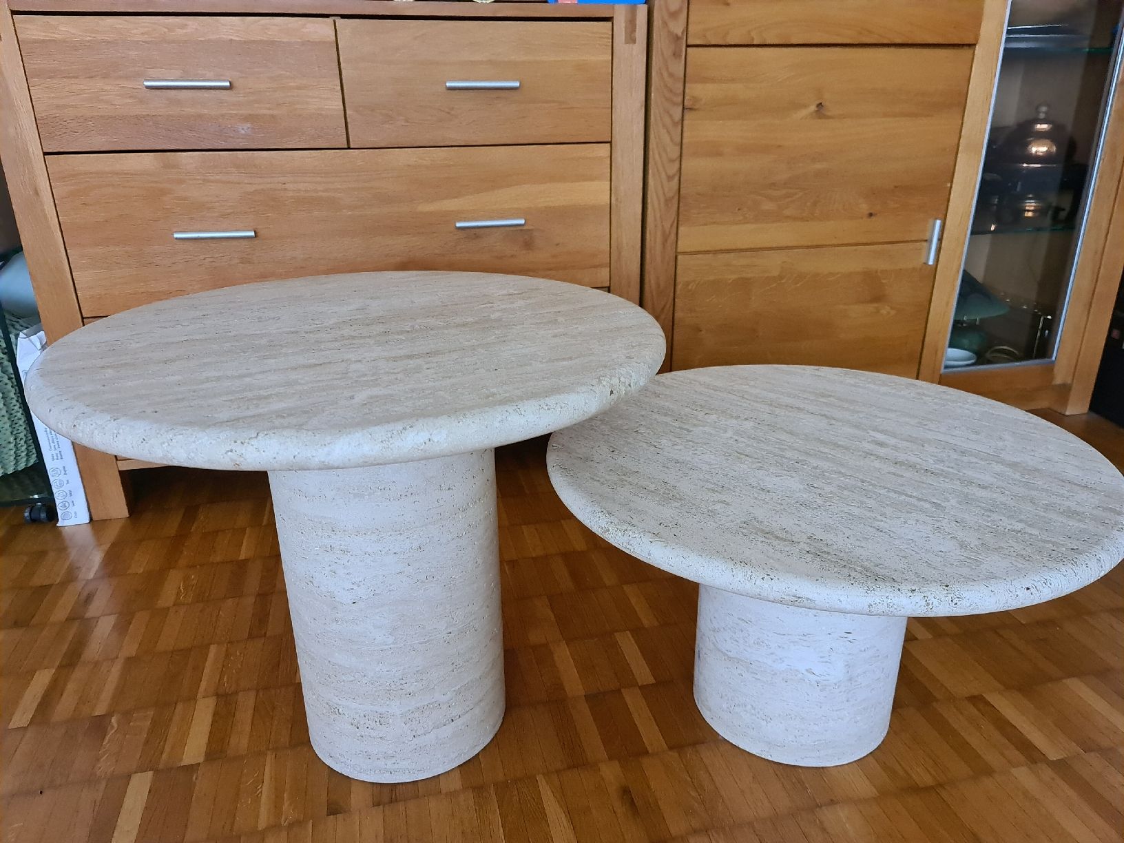 Tavoli: Vintage Travertin Couchtische – Nuovo (secondo la descrizione) da Emmenbrücke venduto da gatasalvache