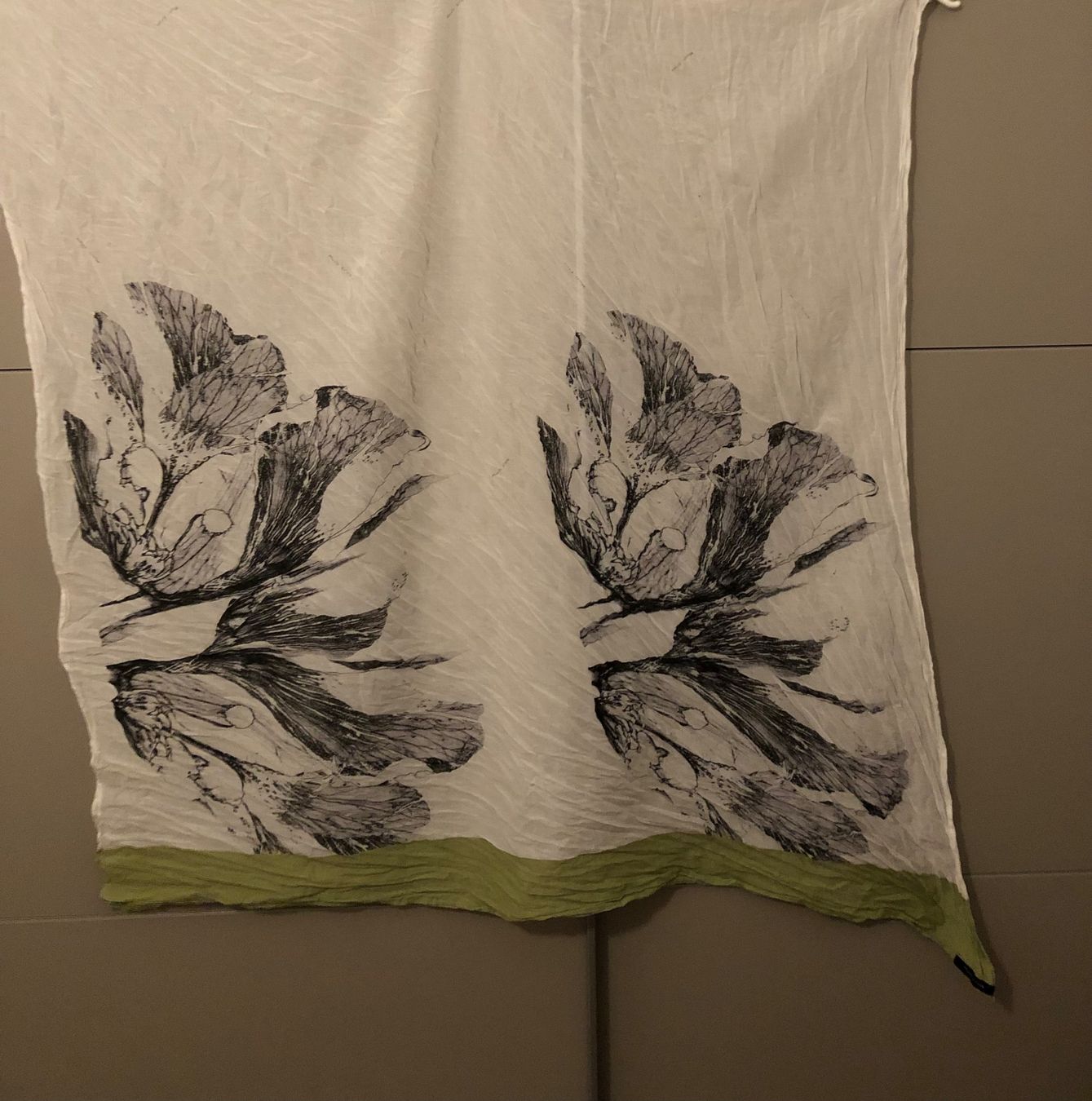 Manila Grace Foulard & Sciarpe: Foulard MANILA GRACE – Usato da S. Antonio venduto da gio_lht8 4