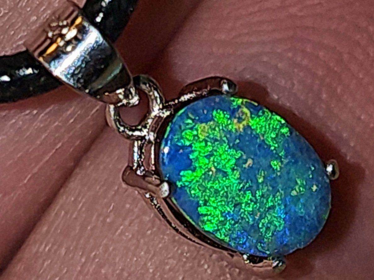 Ciondoli: Silber-Anhänger mit Australischer Opal Dublette – Nuovo e nell'imballaggio originale da Uerkheim venduto da Winwinner