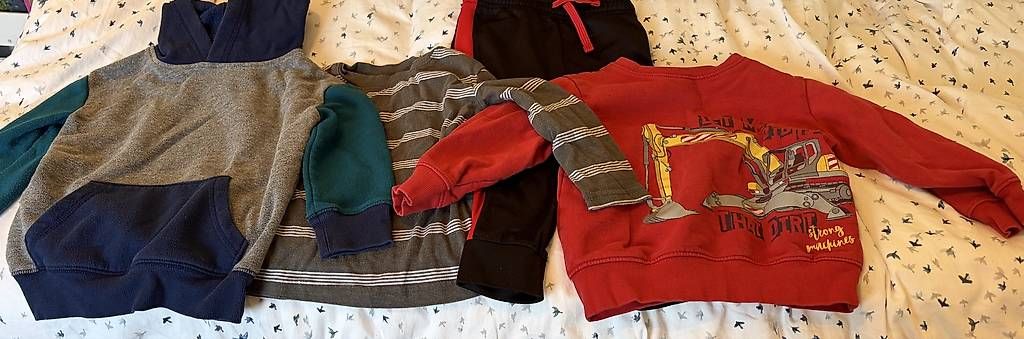 Lotti & Set di vestiti: Kleider Junge Grösse 92/98 (2T) – Usato da Unterengstringen venduto da ste_233