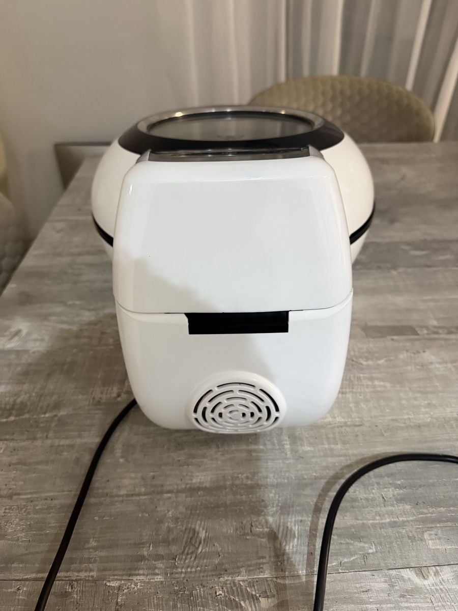 Tefal Elettrodomestici da cucina: Tefal ActiFry Genius XL Heissluftfritteuse – Usato da Hägglingen venduto da Raff_Ella 1