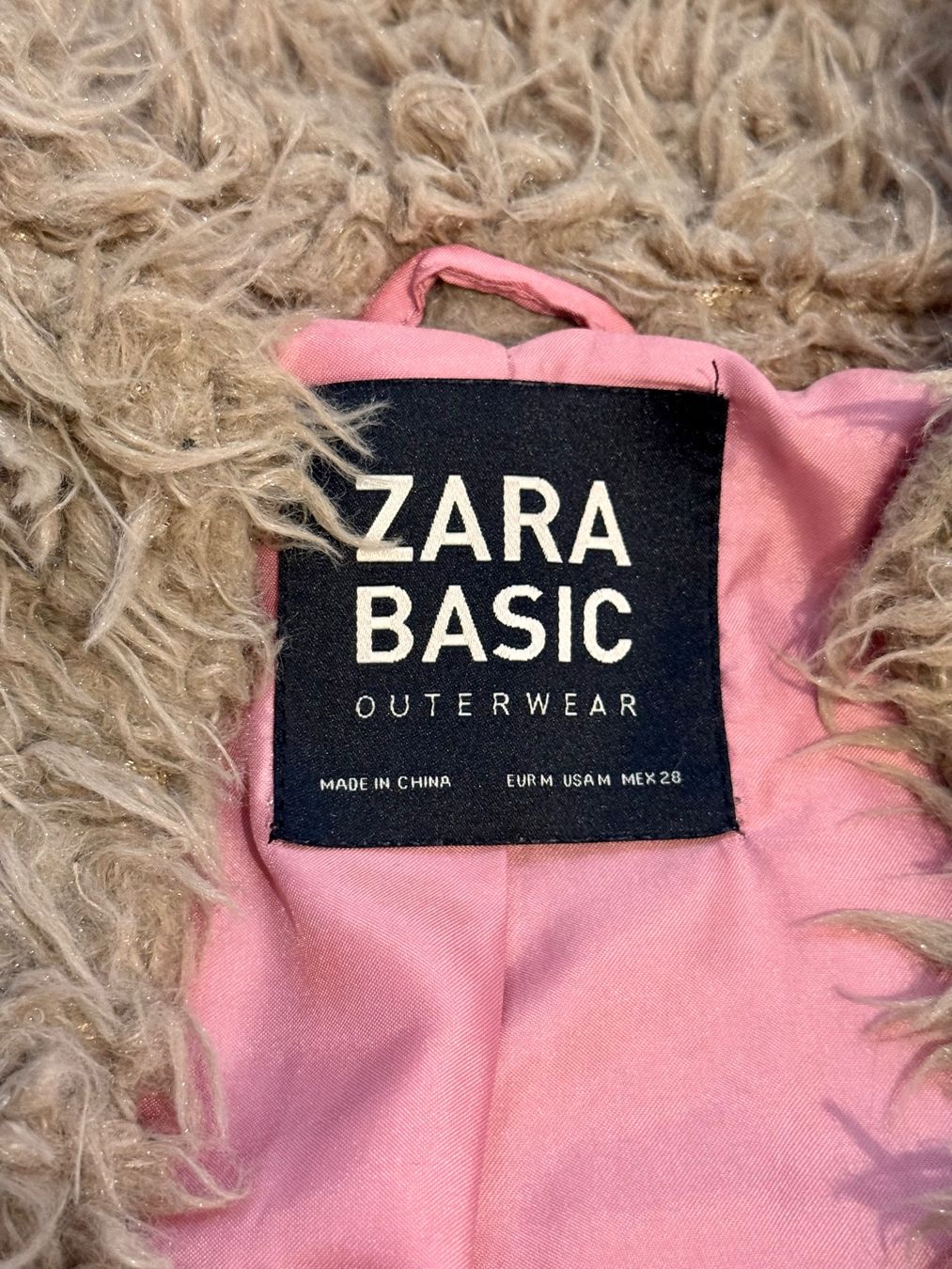 Zara Cappotti: Zara Basic Teddyfell Jacke, Grösse M hellbraun – Usato da Rothrist venduto da Fondgruebe 2