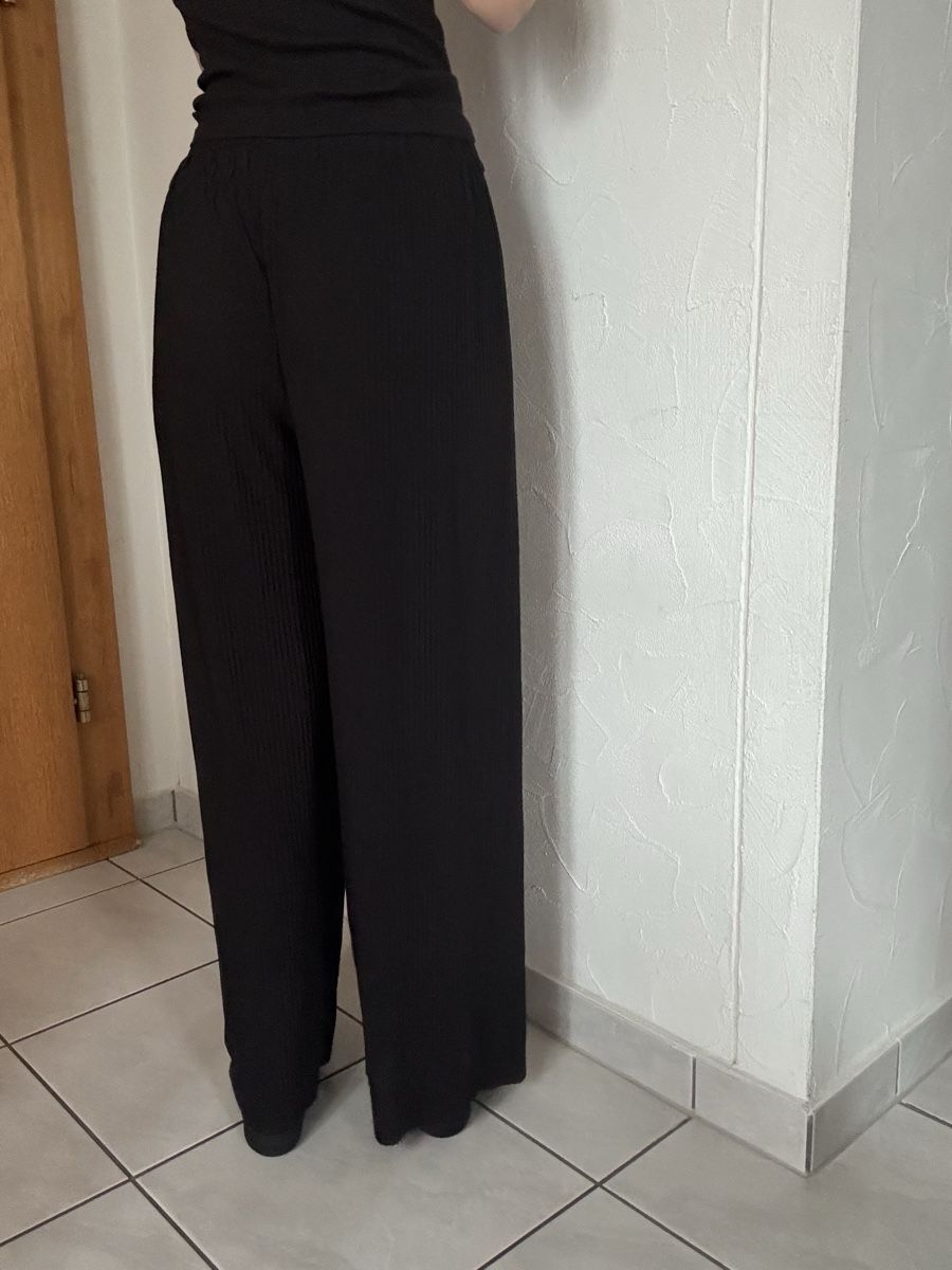Pantaloni: Schwarze Sommerhose – Nuovo (secondo la descrizione) da Hergiswil NW venduto da kaufe_bei_kaufmann 2