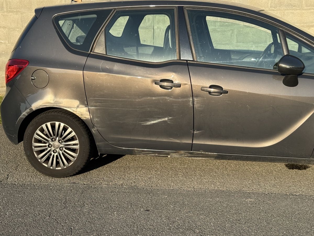 Opel Automobili: Opel Meriva  – Usato da Oberentfelden venduto da Blackrose75 4