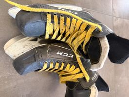 Eishockey Schlittschuhe Grösse 34 CCM