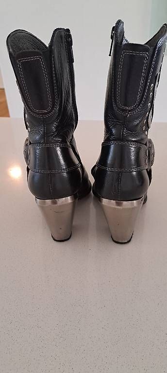Damenschuhe: NRK Stiefeletten gebraucht Gr. 39 – Gebraucht aus Aarau von Kling213 2