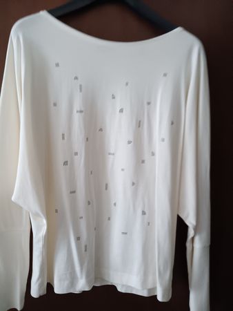 wunderschönes neues            Esprit shirt/ Pullover