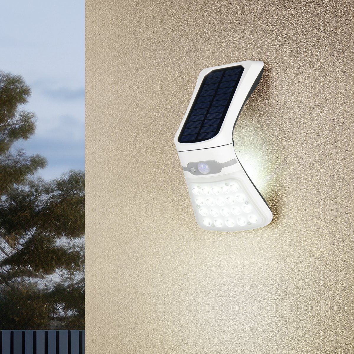 Lampade: LED Aussen Wandleuchte Solar, 22 cm Höhe – Nuovo (secondo la descrizione) da Kreuzlingen venduto da Smart-Light 1