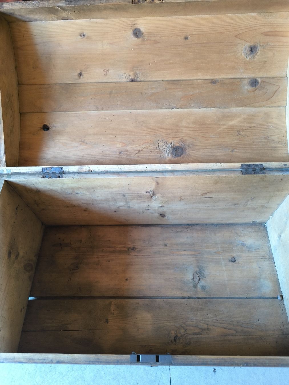 Coffres: Holztruhe – D'occasion à Untersteckholz par Rocky_B 1