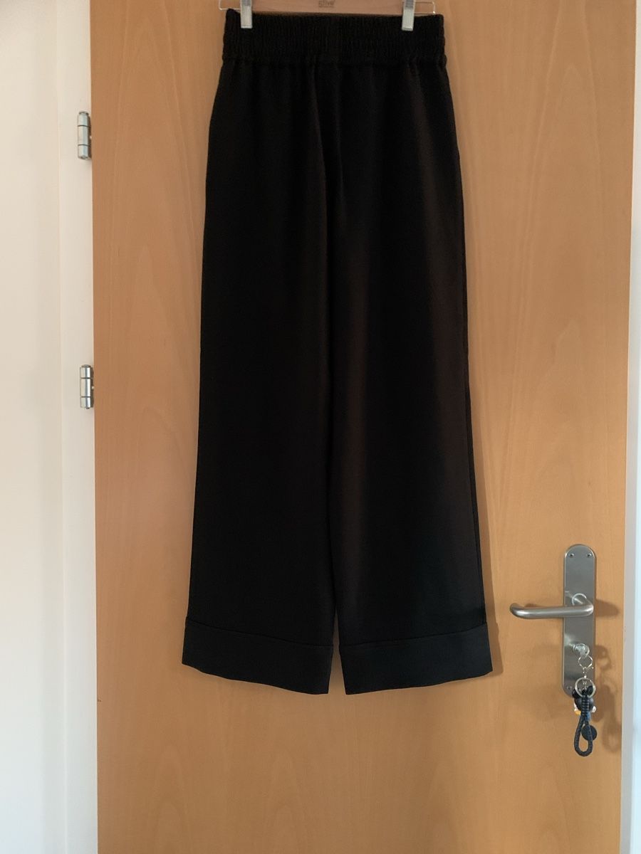 Ganni Hosen: Pantalon large Ganni – Neu (gemäss Beschreibung) aus Genève von vic_s9c5 1