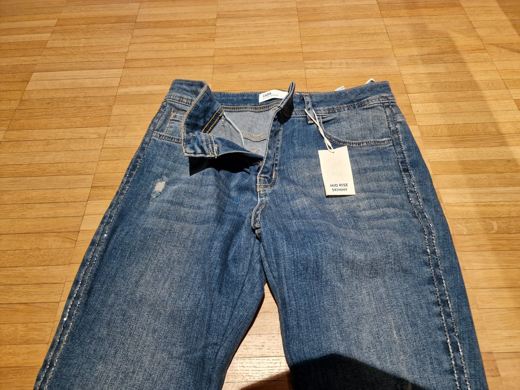 Zara Jeans: Zara Jeans – Nuovo e nell'imballaggio originale da Laufenburg venduto da may_r2st 2