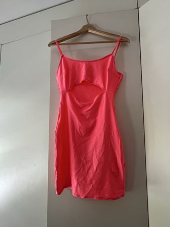Neonpinkes Sommerkleid Gr. M - Cut-Out
