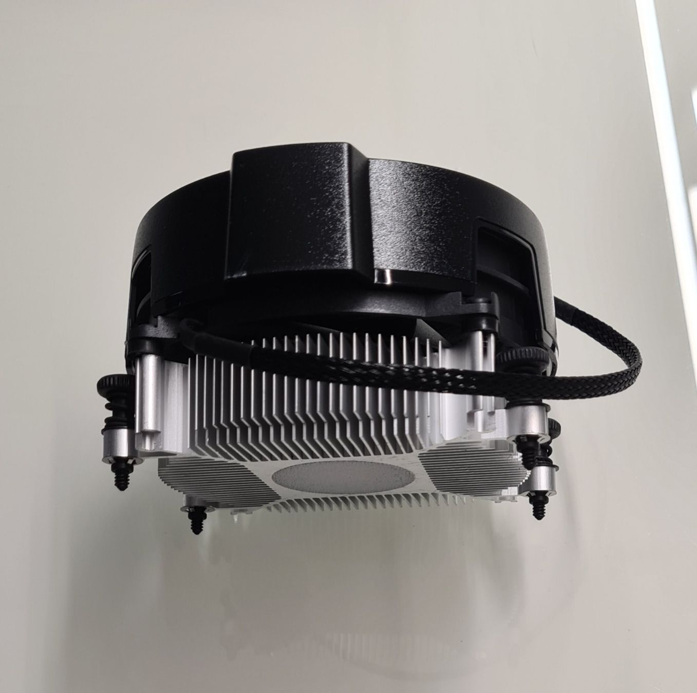 Amd PC: AMD CPU Kühler – Nuovo e nell'imballaggio originale da Zug venduto da Mikail97 4