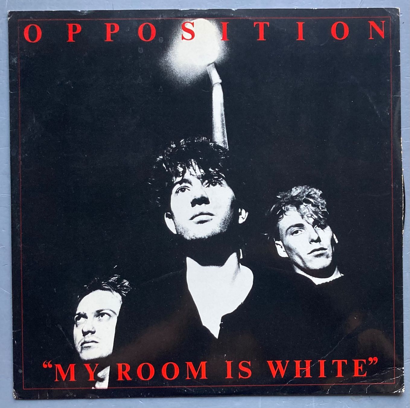 Dischi in vinile: OPPOSITION - MY ROOM IS WHITE – Usato da Poliez-Pittet venduto da Newtown-Records