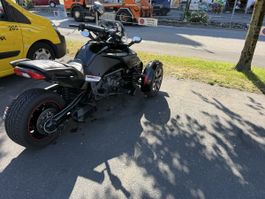 Can Am Spyder F3