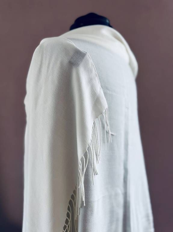 Foulard & Sciarpe: Brautstola/Tuch in offwhite – Nuovo (secondo la descrizione) da Schüpbach venduto da Bride2b 2