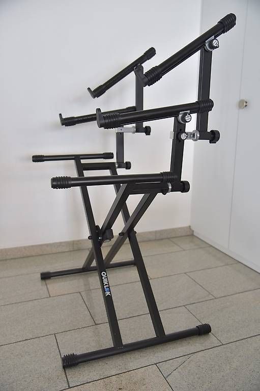 Supporti per strumenti musicali & leggii: Professioneller Doppel-Keyboardständer Quik Lok QL723 – Usato da Jona venduto da nice2have4us01