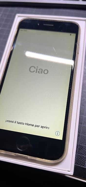 Portables: iPhone 6 – D'occasion à St.Gallen par Zeal