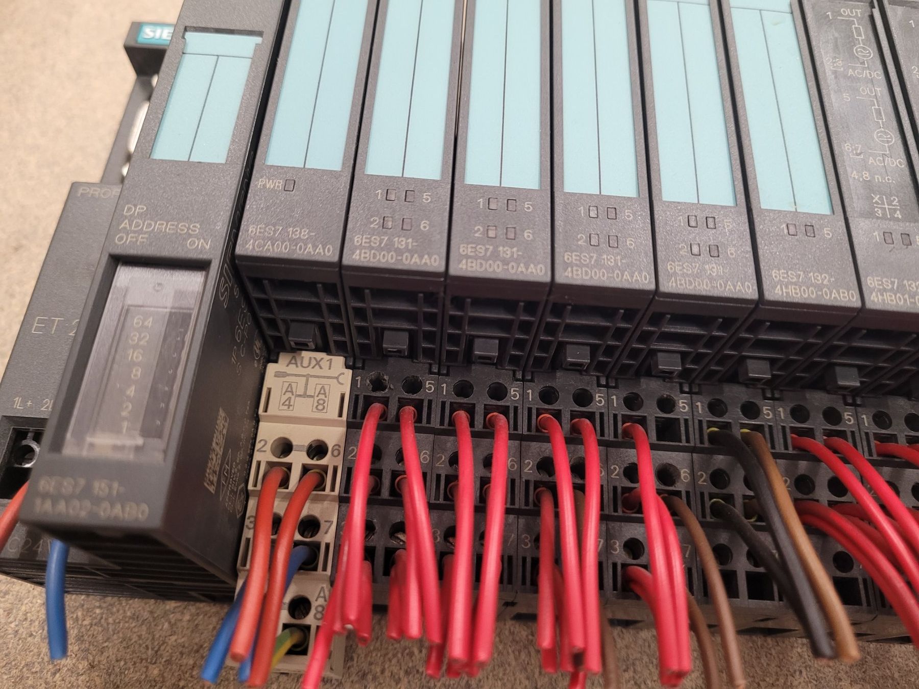 Siemens Componenti elettronici: Siemens SPS ET 200S – Usato da Vitznau venduto da Vitznau84 7