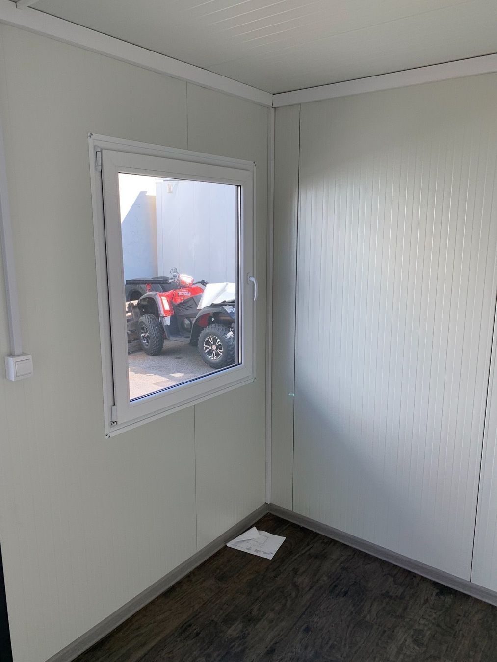 Contenitori edile: Baucontainer / Bürocontainer / Hofladen 3m – Nuovo (secondo la descrizione) da Oftringen venduto da Britta 3