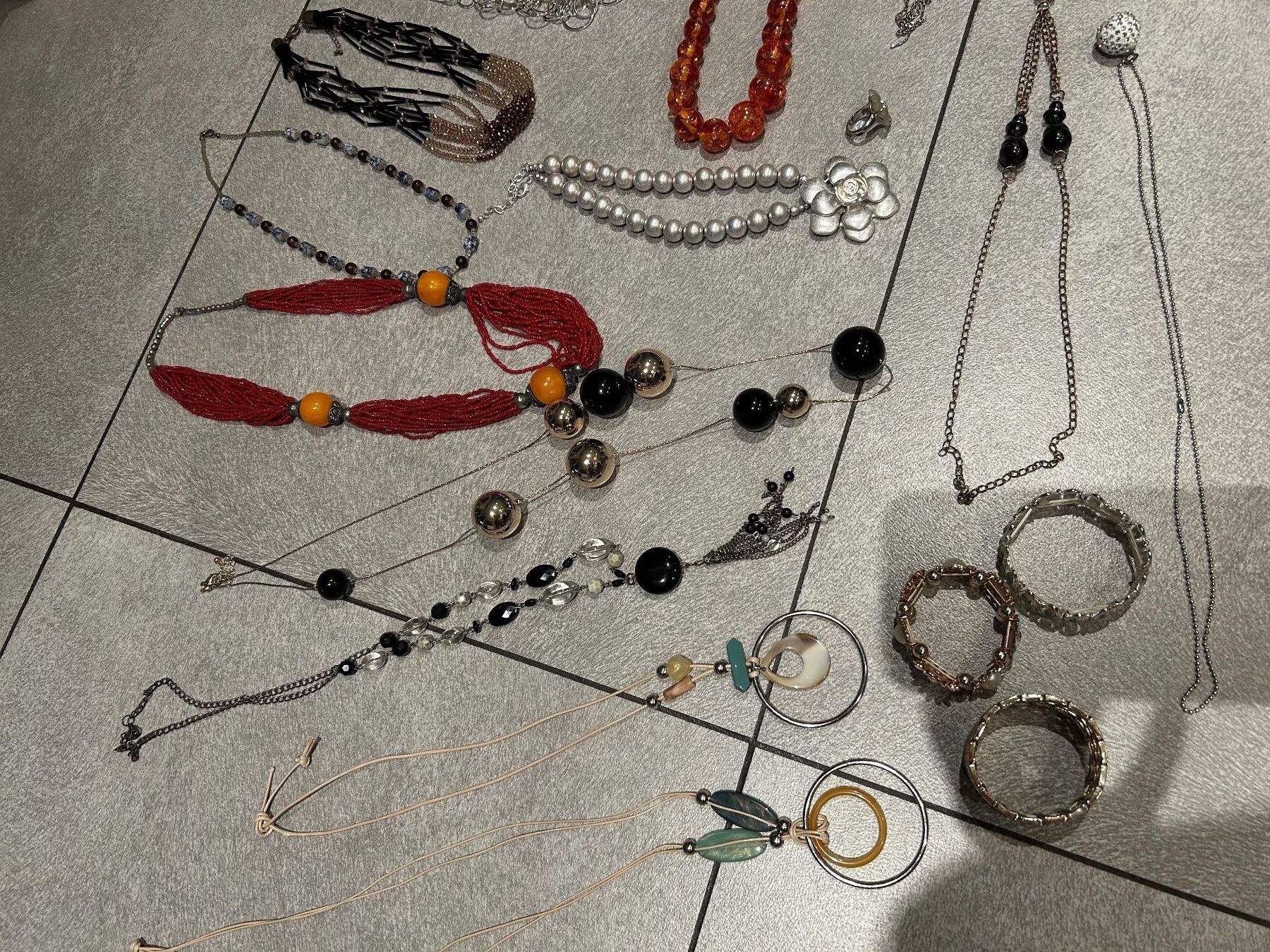 Altri gioielli: Verschiedene Schmuck - bijoux vario – Usato da Arbedo venduto da nadia1973 4