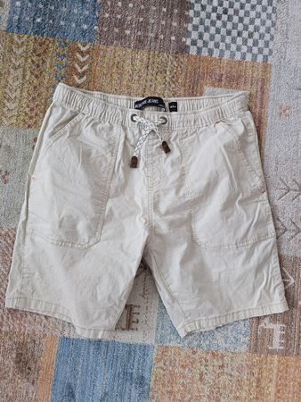 Khaki Shorts von Indicode Jeans, Grösse M - Top Zustand!