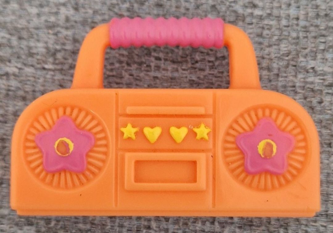 Poupées: accessoire pour Barbie – D'occasion à Couvet par Pioune