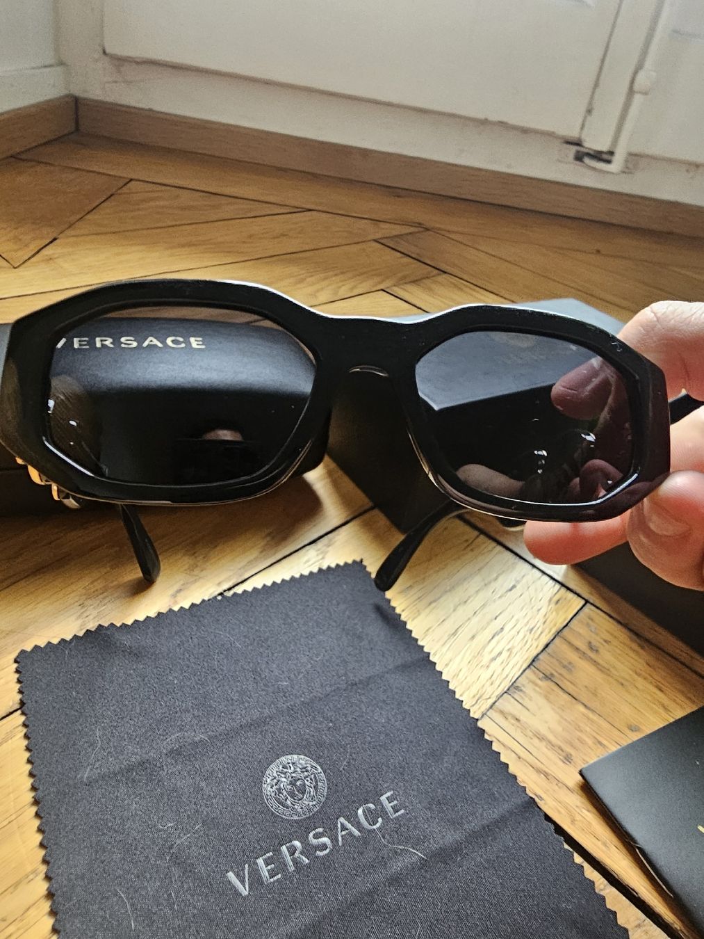 Versace Occhiali & Lenti: Lunettes Soleil Versace – Usato da Genève venduto da nun_7fjx 2