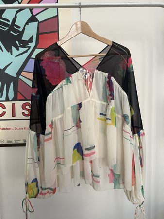 H&M STUDIO blouse abstract print 