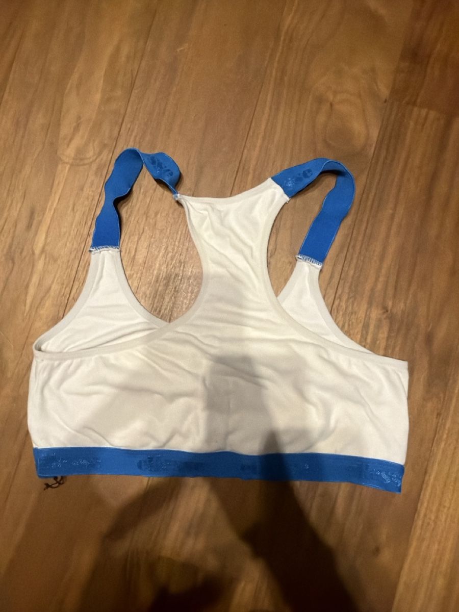 Altra biancheria intima: Elesse Bralette – Usato da Eschenbach SG venduto da asaram 1