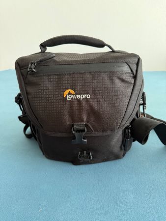 Lowepro Kameratasche Schultertasche Top Zustand gepolstert