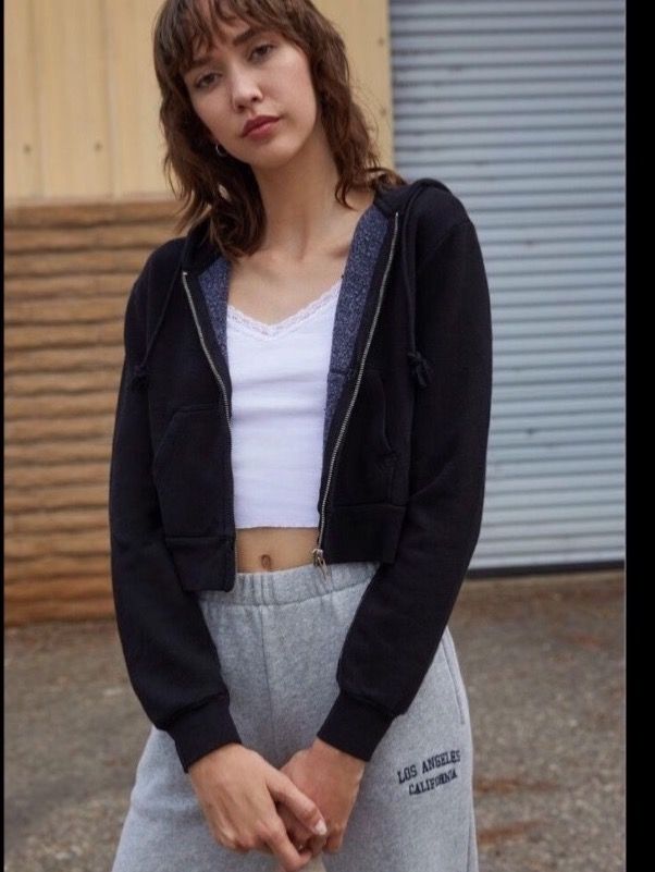 Brandy Melville Giacche: Brandy Melville Zipper onesize – Usato da Hergiswil NW venduto da Leonie_6052 2
