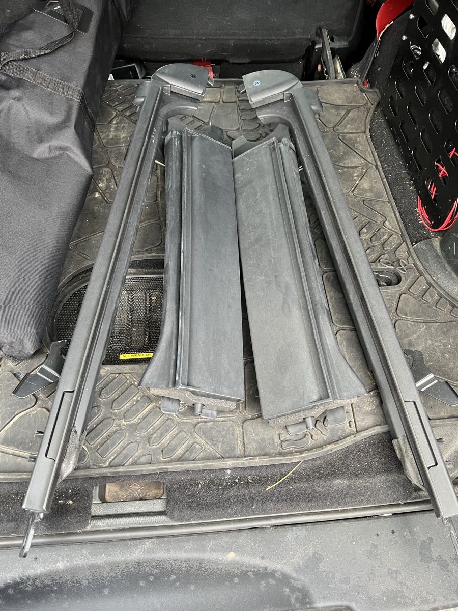 Mopar Tutti pezzi di ricambio auto: Softop Originale Mopar JKU jeep Wrangler – Nuovo (secondo la descrizione) da Brè sopra Lugano venduto da micheleschmid 8
